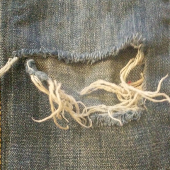 Used Aeropostale Distressed Jeans - Picture 5 of 8
